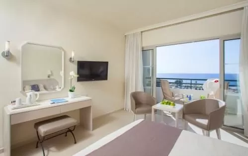 Louis Imperial Beach – Twin Room – Inland View or Sea View